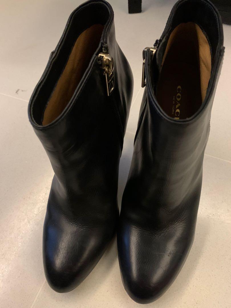 Coach short cheap boots