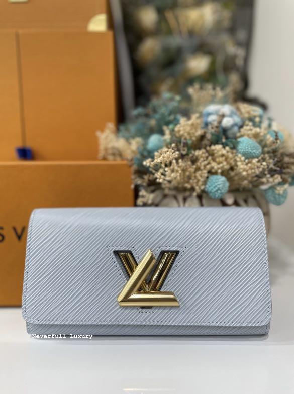 Louis Vuitton Epi Leather Pocket Organizer in Bleu celeste, Luxury