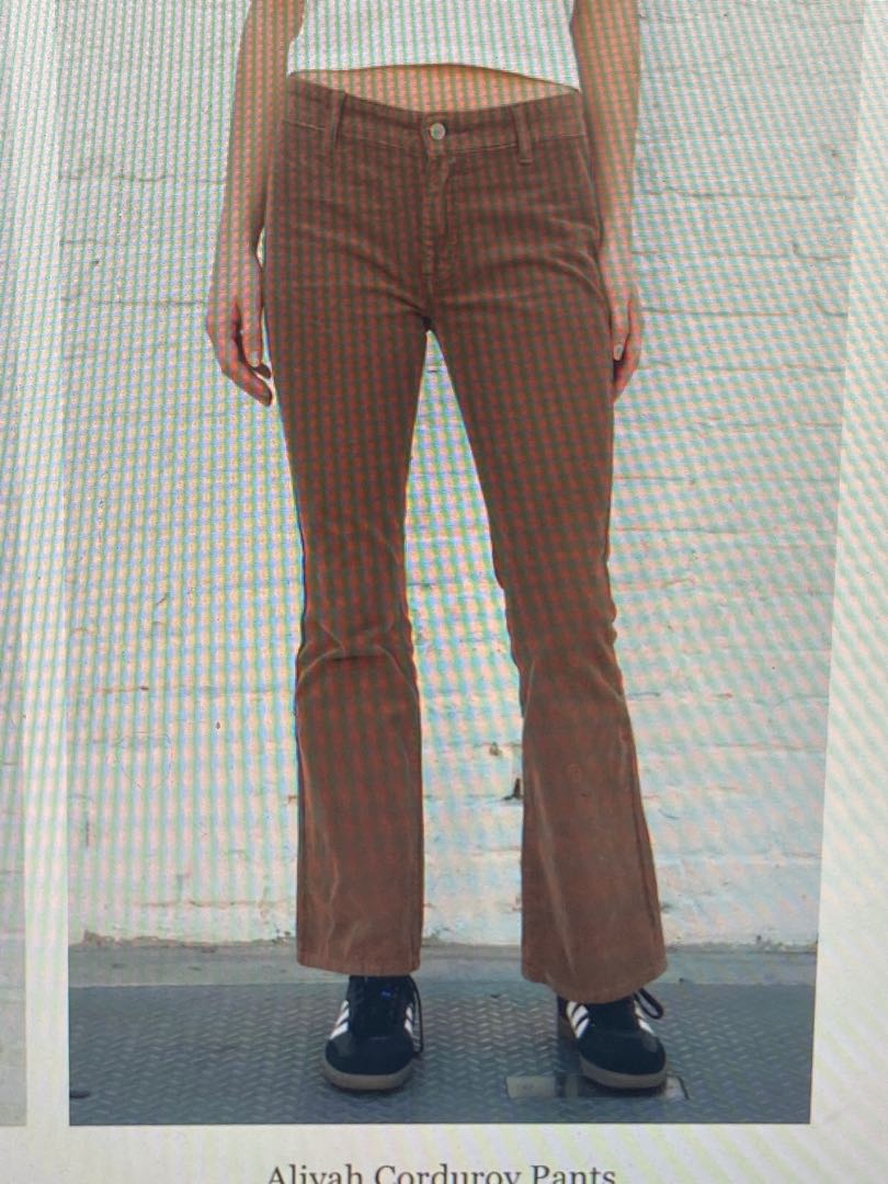 Brandy Melville brown aliyah corduroy pants  Brandy melville pants,  Corduroy pants, Flare leg jeans