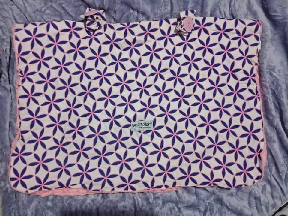 carseat Canopy (Category: Car Seats) located in Pateros City. Submitted by giango1313 (Listing ID 1122794259, Image 2). Description: Carseat Canopy excellent condition 550php each 1k aspack.