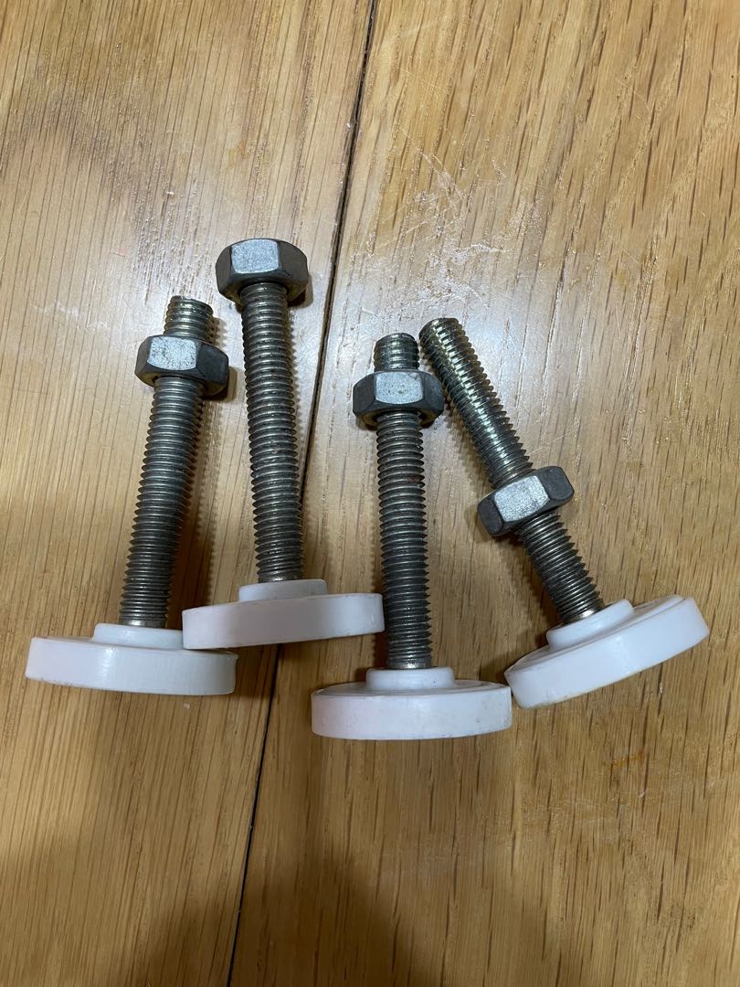 Child gate lock screws, Furniture & Home Living, Security & Locks