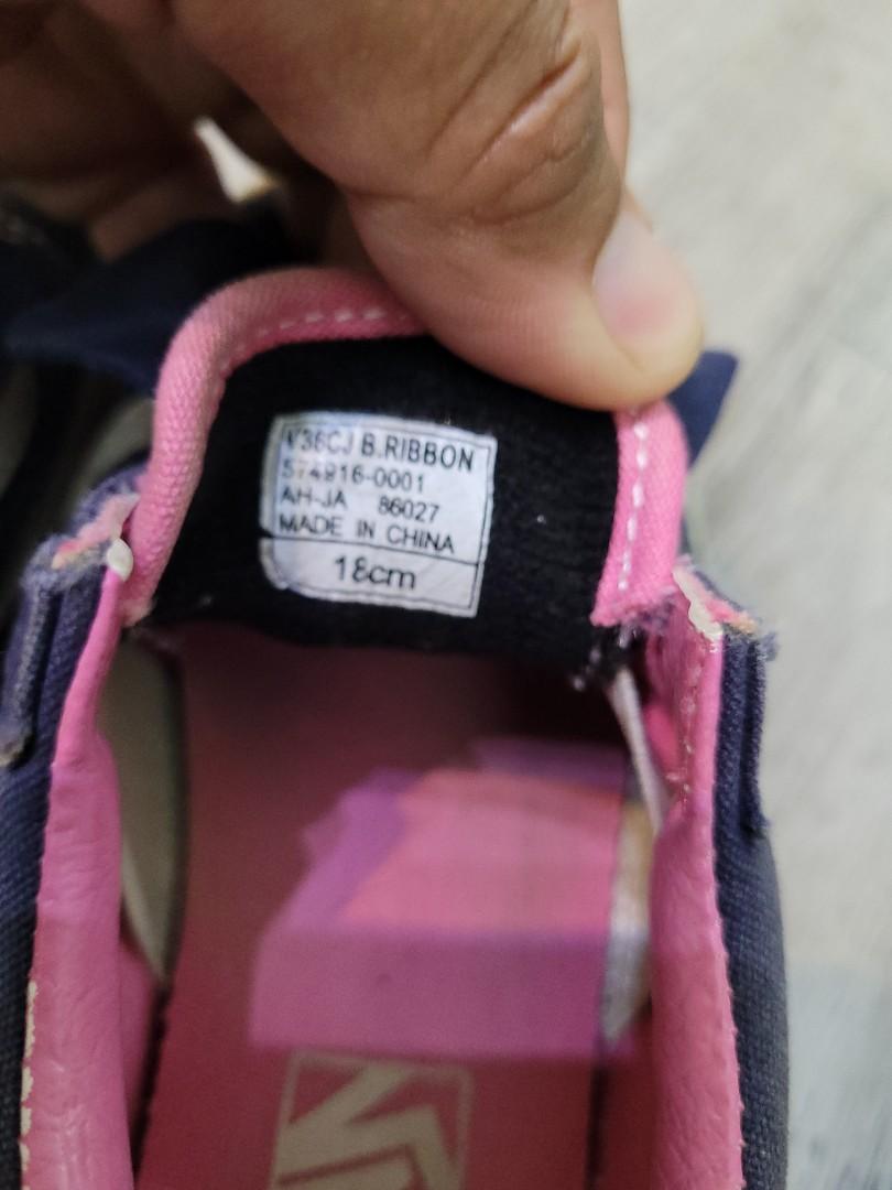 Kids clearance vans top