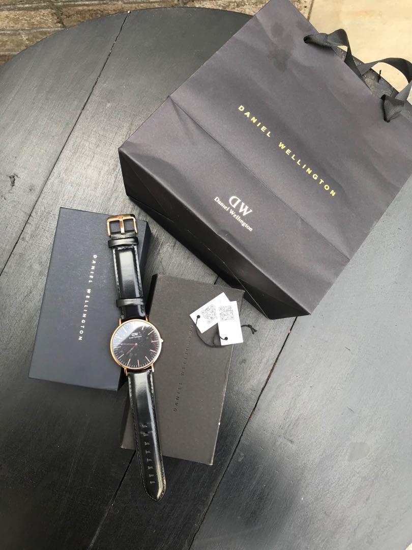 DANIEL WILLINGTON CLASSIC B40R11 Fesyen Pria Jam Tangan di Carousell