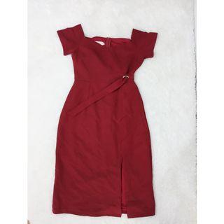 Dress maroon