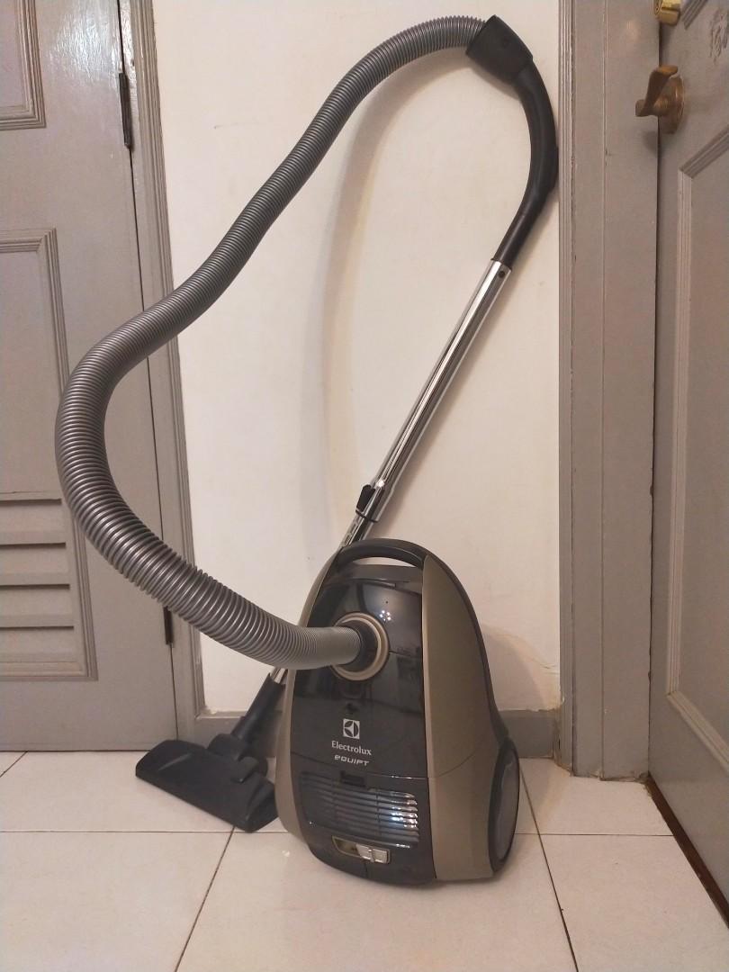 Electrolux Equipt Series, TV & Home Appliances, Vacuum Cleaner