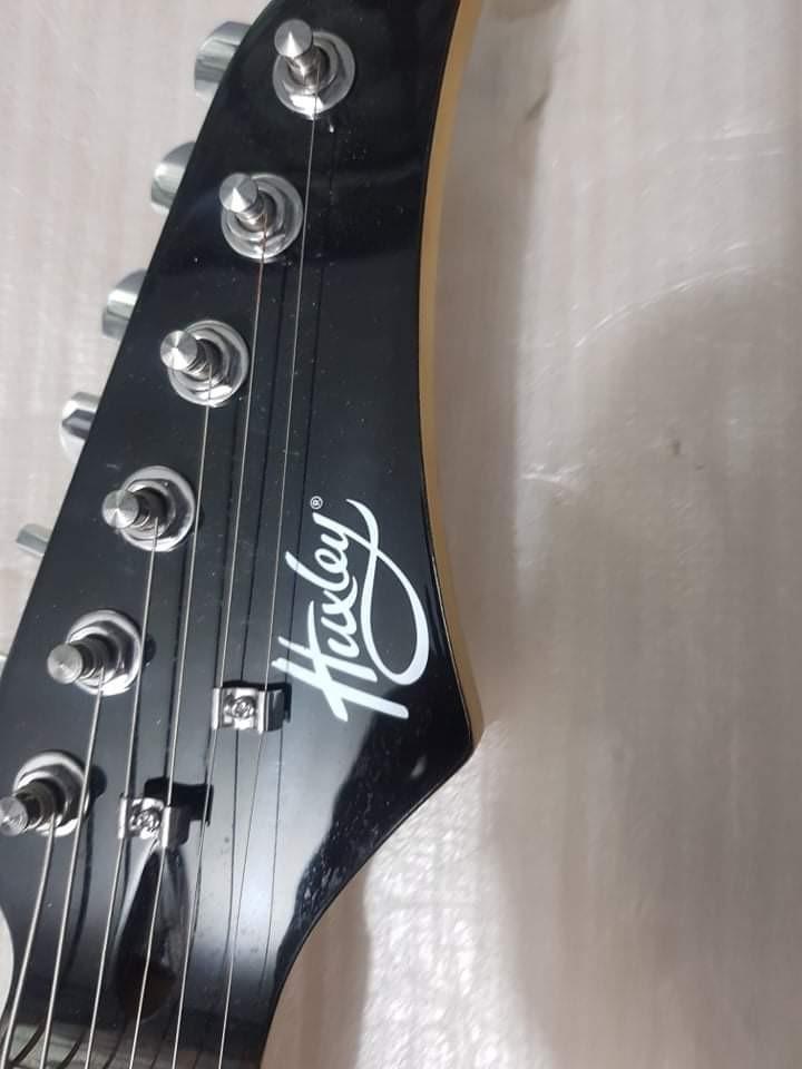 Huxley Electric Guitar, Hobbies & Toys, Music & Media, Musical