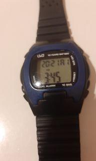 Jam Q&Q Digital Antik Tahan Air Awet Batre