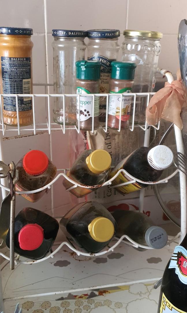 Kitchen Rack (Category: Bathroom & Kitchen Fixtures) located in Puchong. Submitted by catzbebe (Listing ID 1122802726, Image 3). Description: Preloved 3 tier White Rack to let go,good for organising your kitchen etc for display of your various types of sauce,with easy access to pick them.Prefer self pickup..