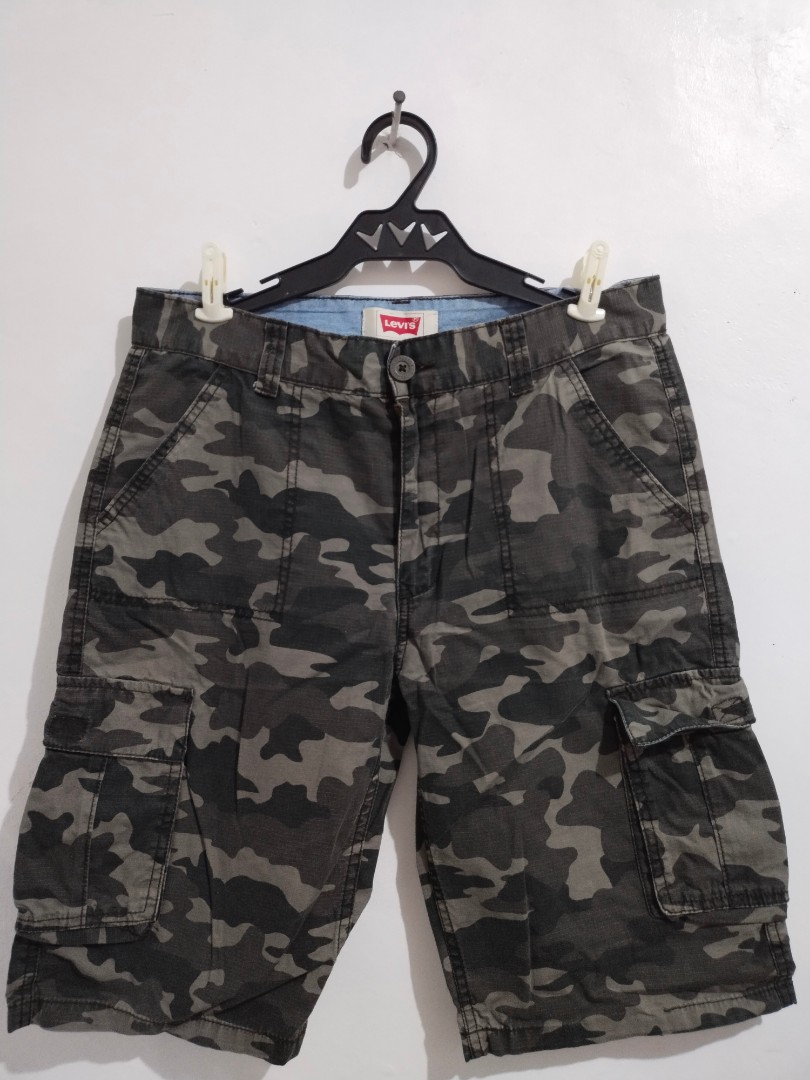 Levis Camo Cargo Short, Men's Fashion 