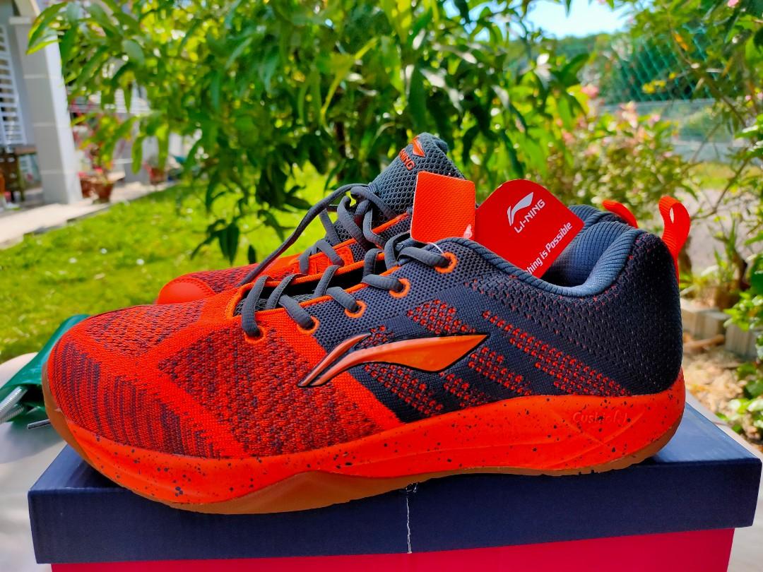 Kasut hotsell badminton lining