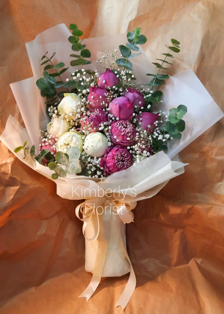 Lotus flower bouquet discount