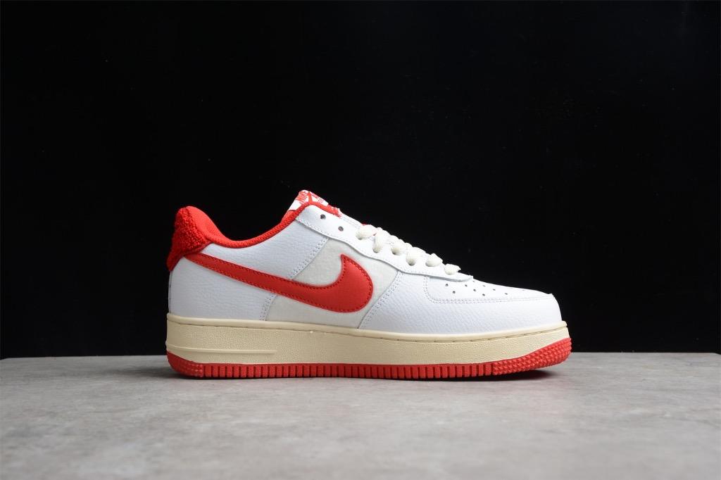 White & red air discount force 1 07 3 trainers