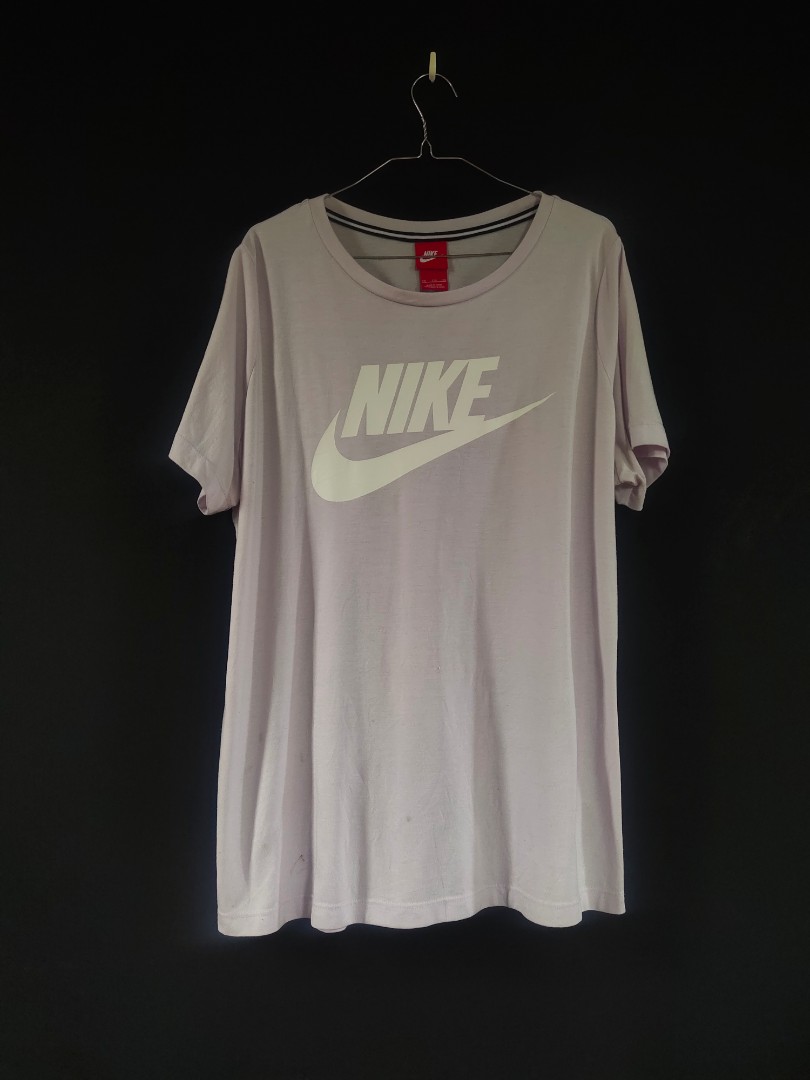 nike red tag t shirt
