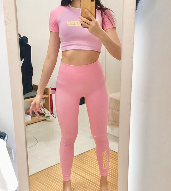 One Set) Bo + Tee Lilac pastel pink Crop top and highwaisted seamless  legging # Gymshark # Adidas # Lorna Jane, Men's Fashion, Activewear on  Carousell