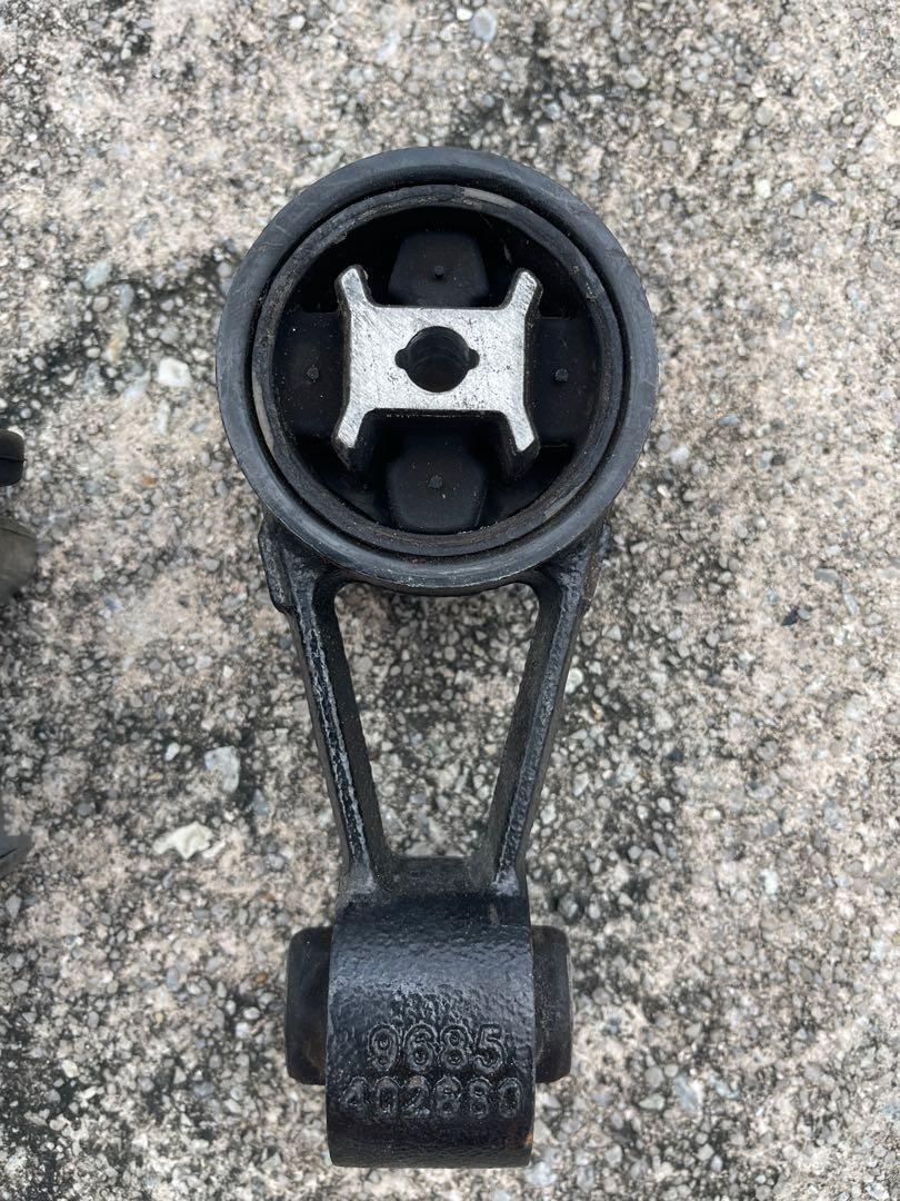Peugeot 407 engine mounting, Auto Accessories on Carousell