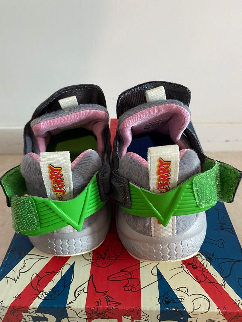 reebok pump fury tom and jerry