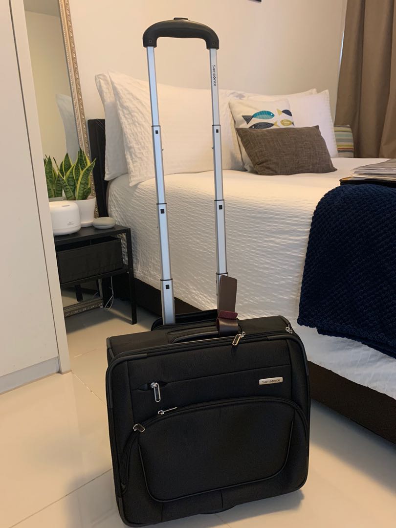 Samsonite carry on luggage with laptop compartment top
