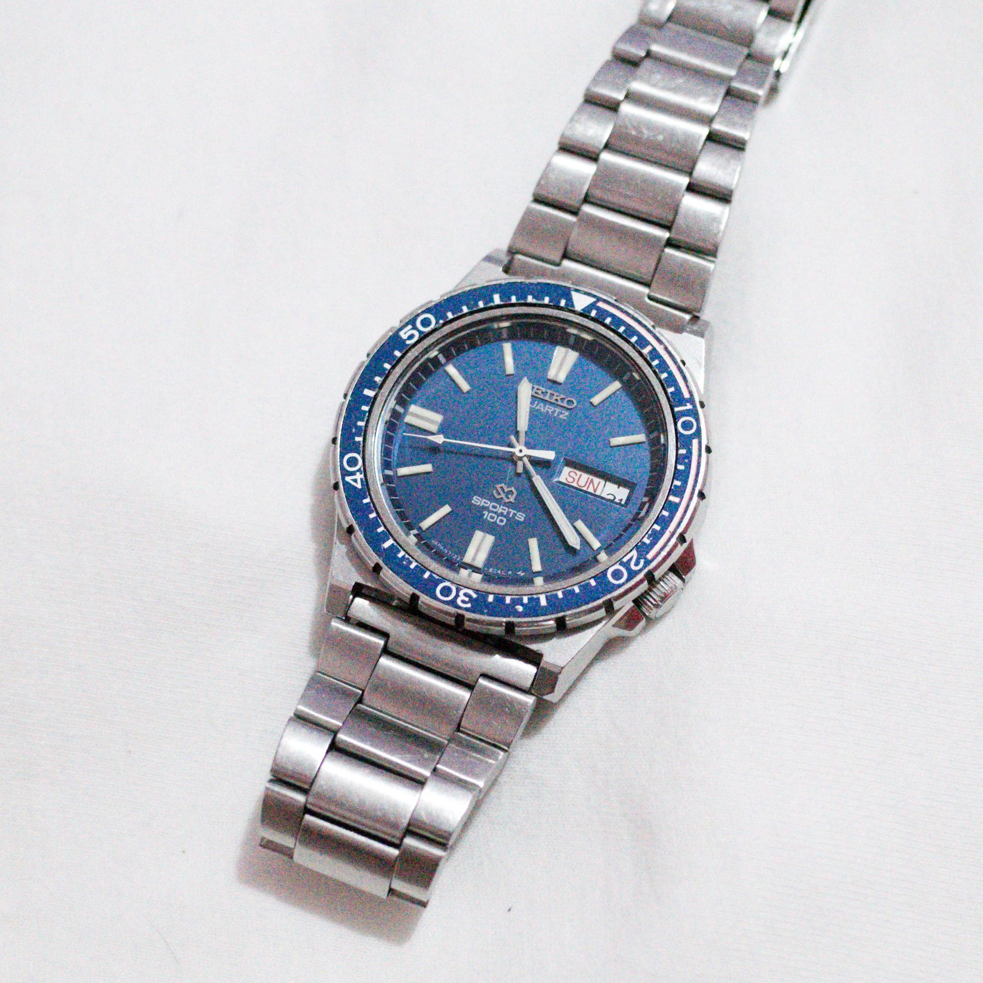 Seiko SQ sports 100 Diver's watch, Men's Fashion, Watches & Accessories,  Watches on Carousell