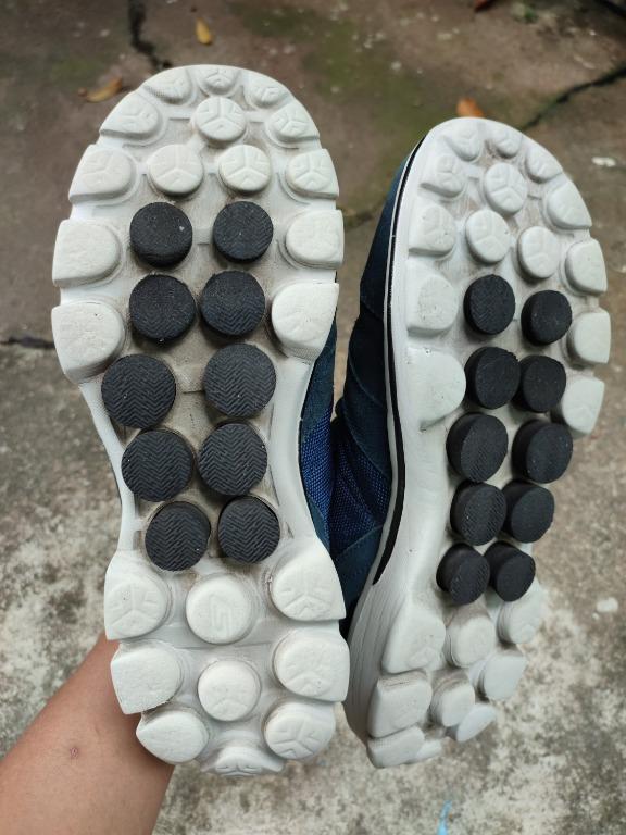 Skechers go walk outlet 3 goga pillars