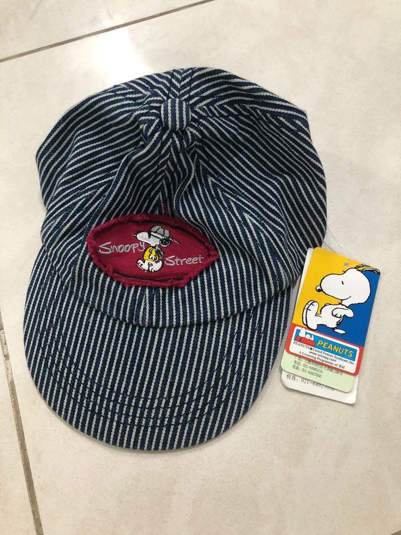 Snoopy hat (Category: Babies & Kids Fashion) located in Kuala Lumpur. Submitted by june5028 (Listing ID 1122889697, Image 1). Description: .