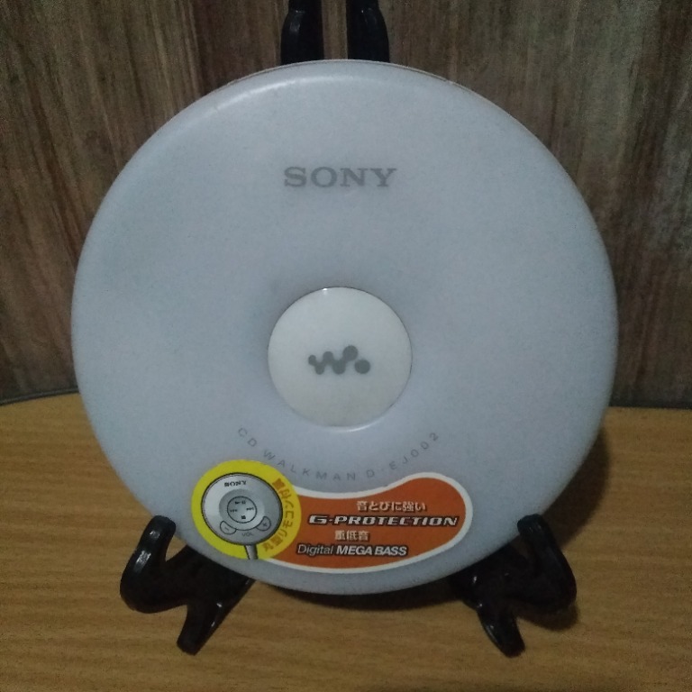 Sony cd walkman d-ej002, Audio, Portable Music Players on Carousell