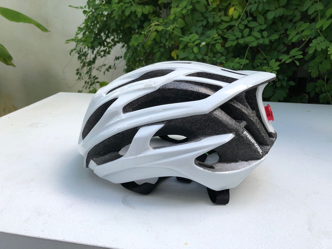 Specialized prevail helmet (large 5763cm), Sports Equipment, Bicycles