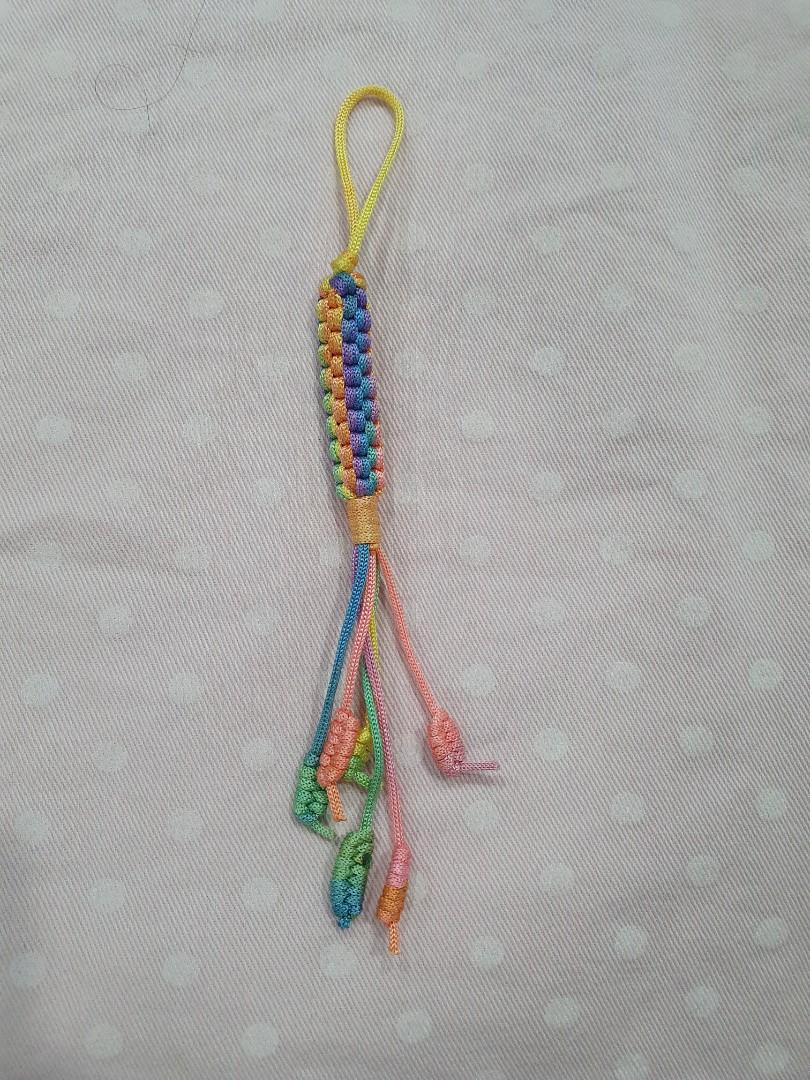Thread Keychain (Category: Handmade Craft) located in Singapore. Submitted by cinnamonspicebabe (Listing ID 1122787708, Image 2). Description: .