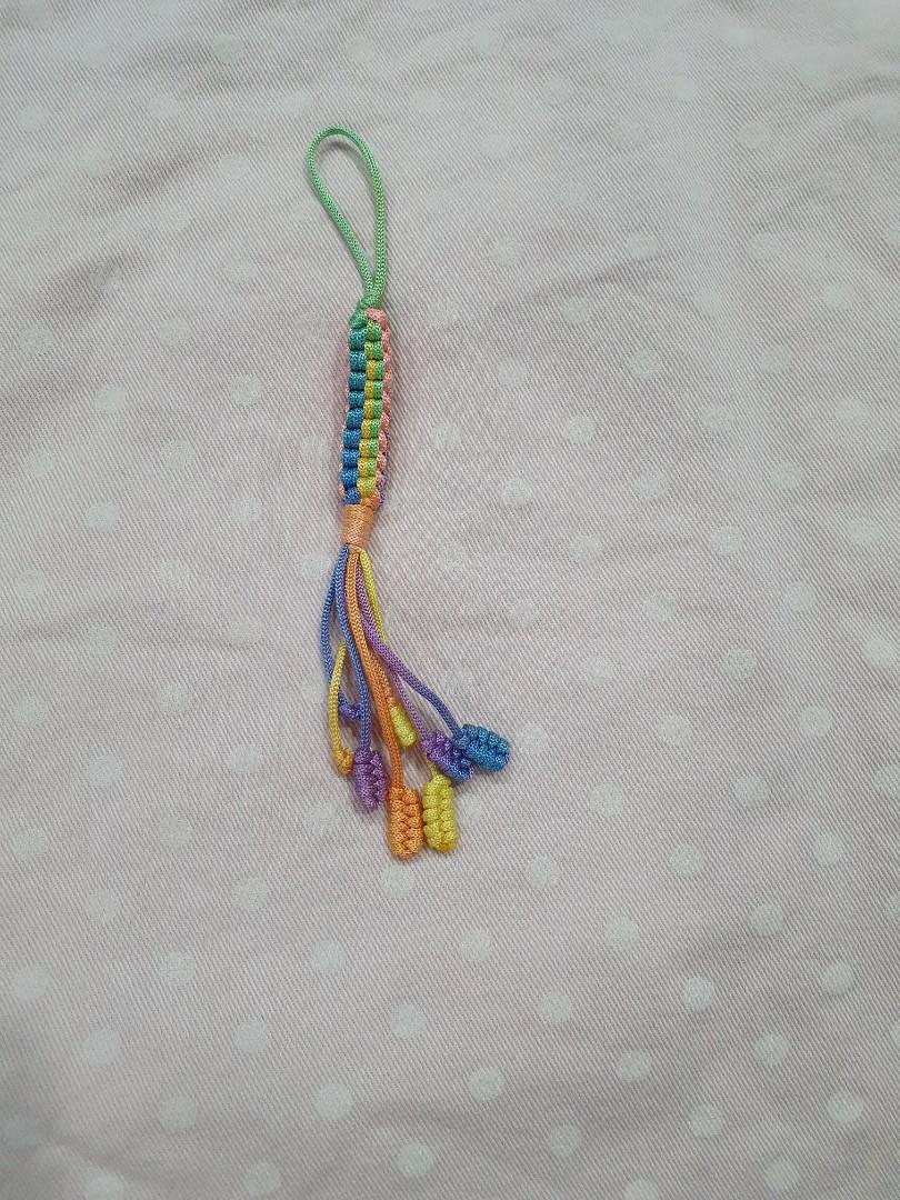 Thread Keychain (Category: Handmade Craft) located in Singapore. Submitted by cinnamonspicebabe (Listing ID 1122787708, Image 1). Description: .