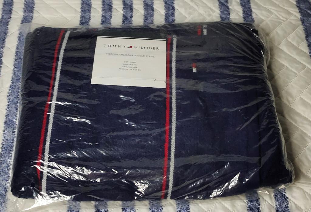 Tommy hilfiger modern american cotton hotsell towel