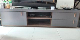 Tv console in very good condition