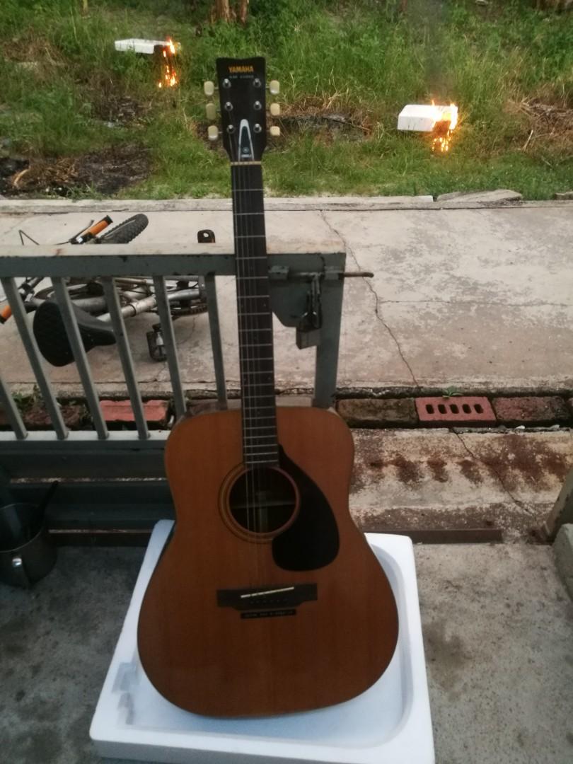 Yamaha fg-140 nippon gakki, Hobbies & Toys, Music & Media ...