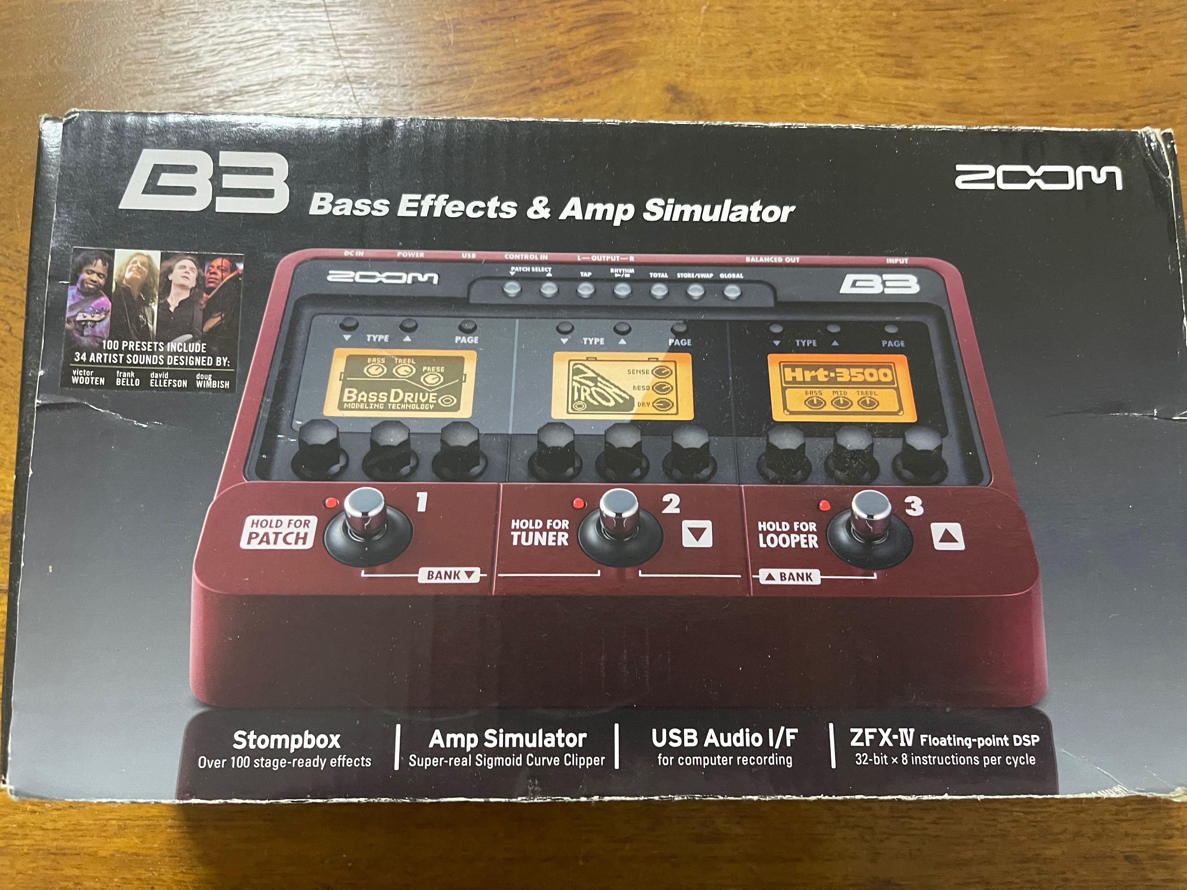 Zoom B3 bass multi effects pedal, Hobbies & Toys, Music & Media, Music