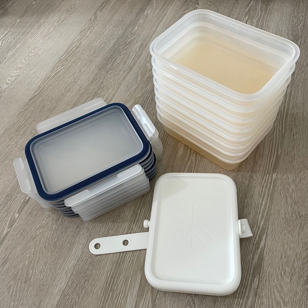 8 x IKEA Plastic Food Containers with Lids and Ice Pack, Furniture