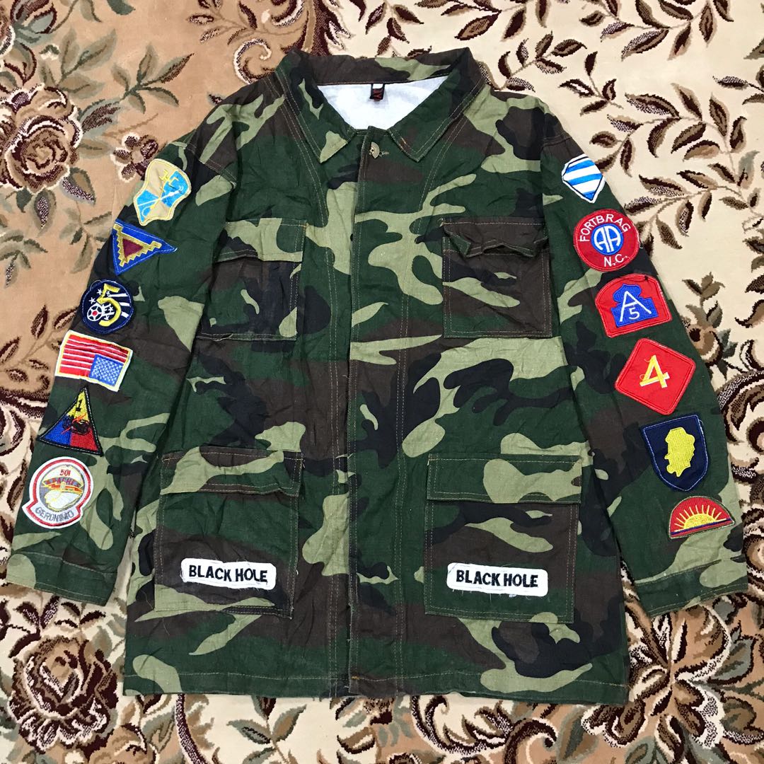 Off white camo patch deals jacket