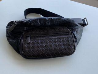 Bottega Veneta Vinyl Intrecciato Leather Bum Bag (lightly used)