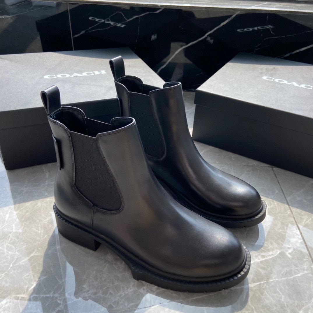 Chelsea best sale boots coach