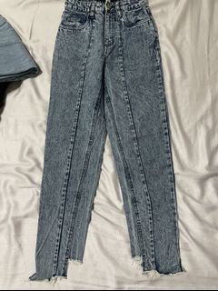 (Category: ) located in . Submitted by mriln (Listing ID 1117460656, Image 1). Description: .