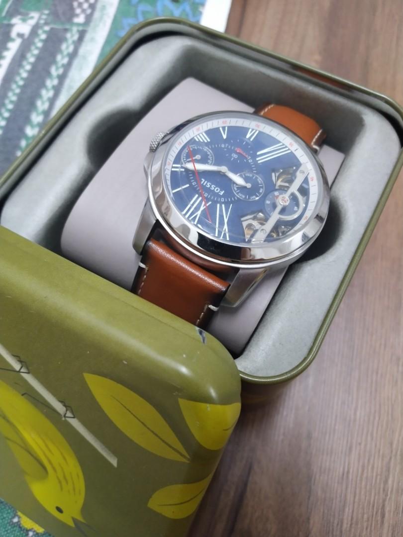 Fossil 2025 me 1161