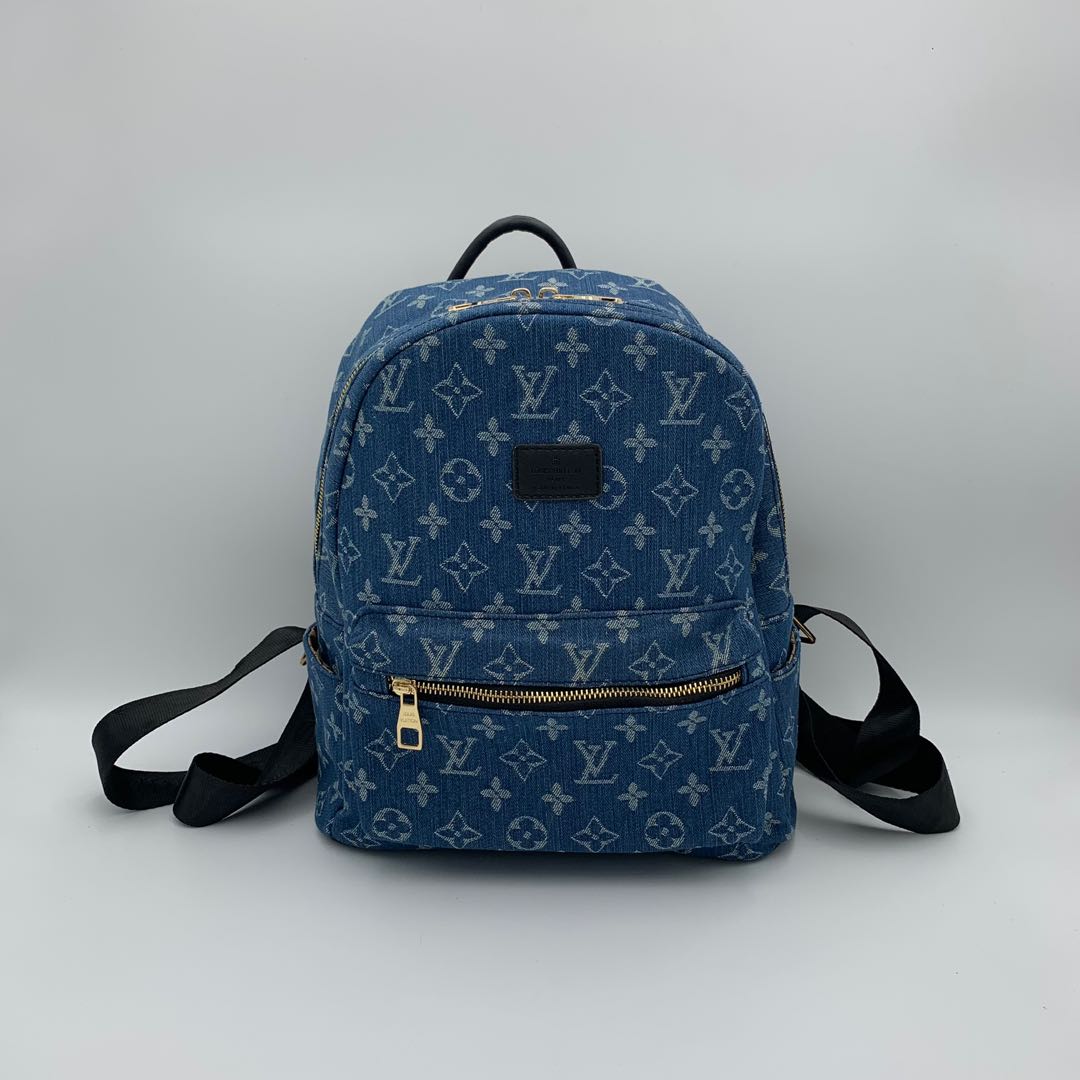 Backpack Louis Vuitton Blue in Denim - Jeans - 33229809