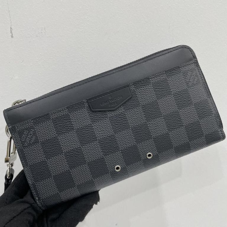 Authentic Louis Vuitton Damier Graphite Zippy Wallet Vertical N63304 Red  7701G