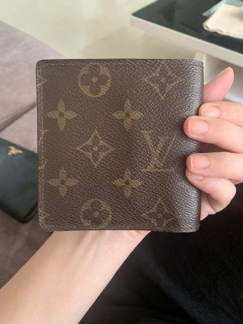 Louis Vuitton Clemence Leather Wallet In Navy