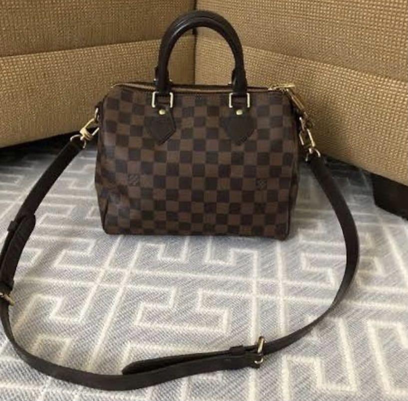 LOUIS VUITTON LV Ivy Wallet on Chain WOC Monogram Empreinte Black Leather  100% Authentic, Fesyen Wanita, Tas & Dompet di Carousell