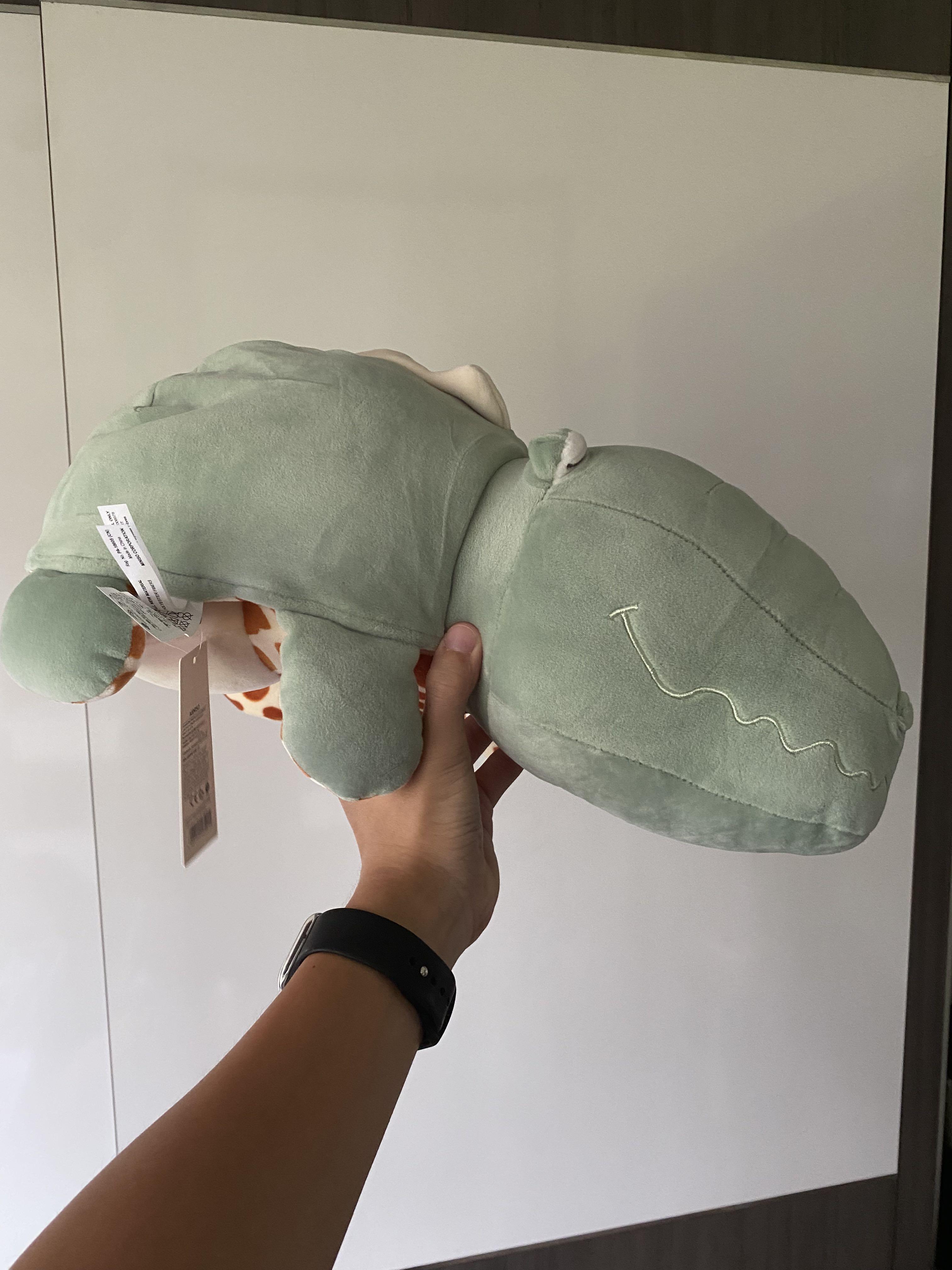Miniso cheap alligator plush