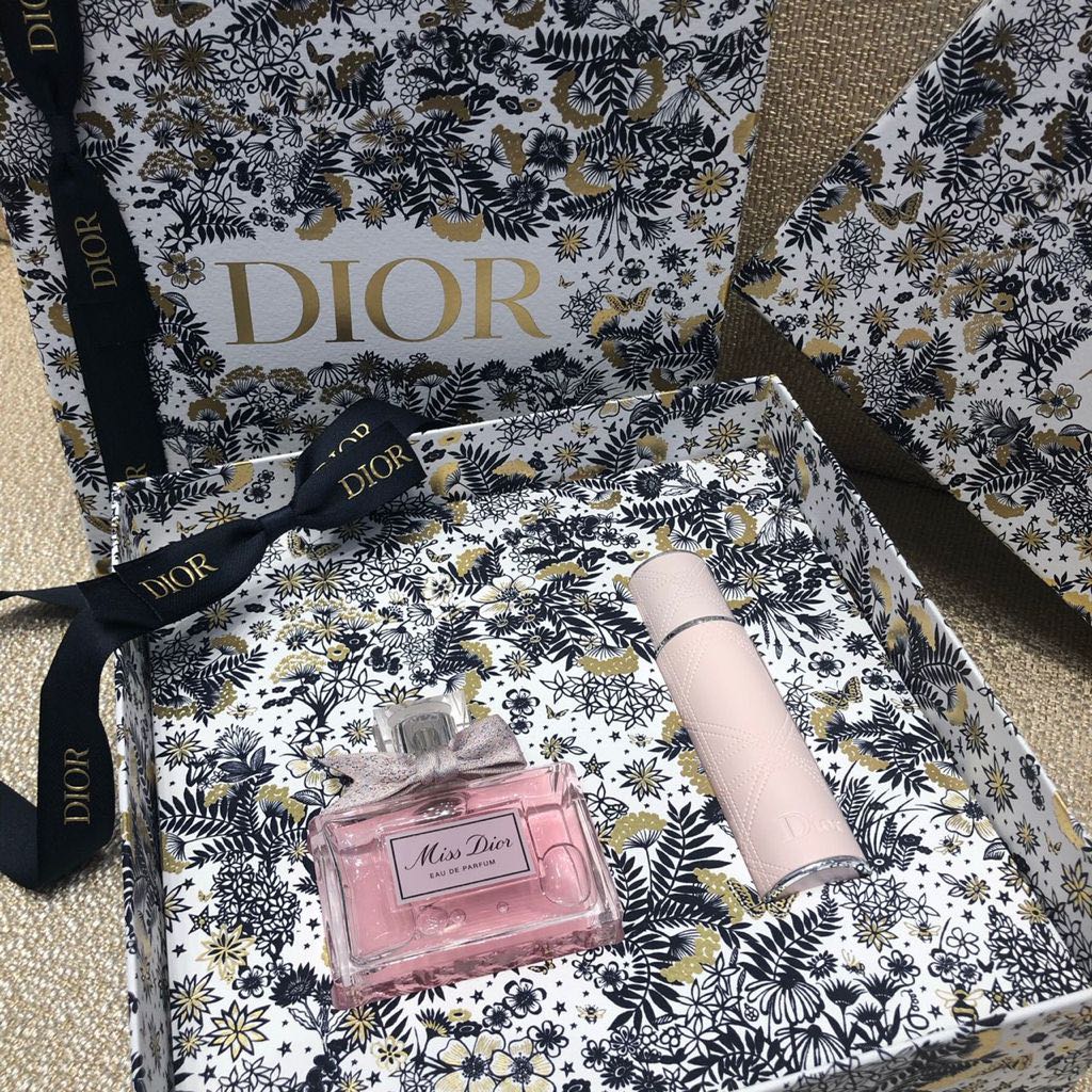 Bộ nước hoa Miss Dior Passport Holder Gift Set 2 pcs  Bamato