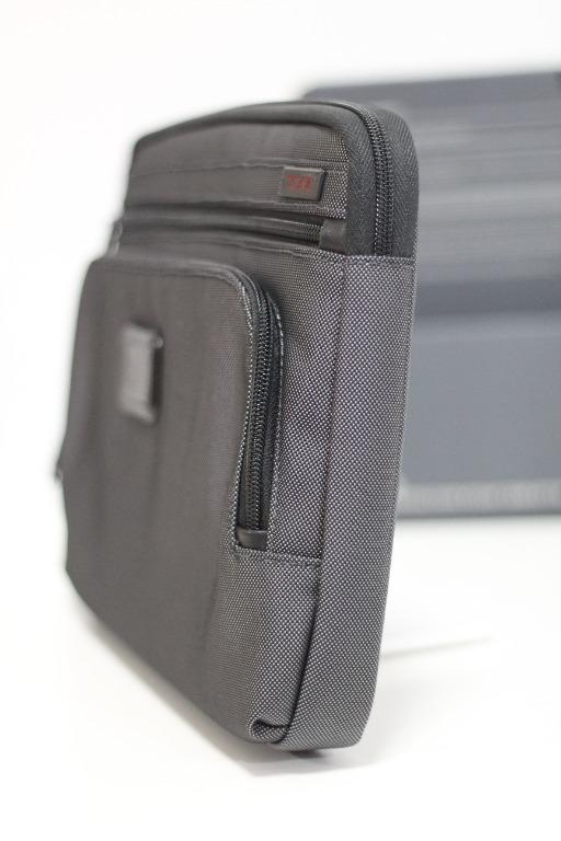 New Tumi Pewter Slim Tablet Laptop cover Surface Cover up to
