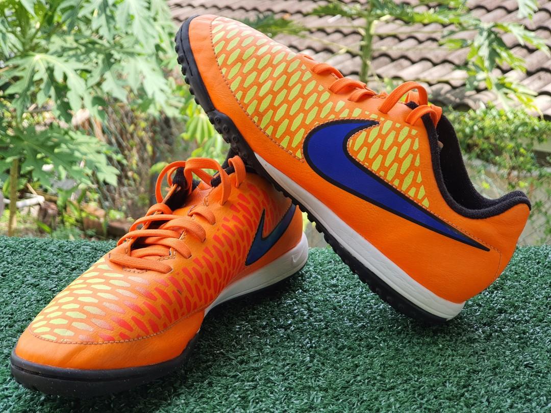 Magista youth sales