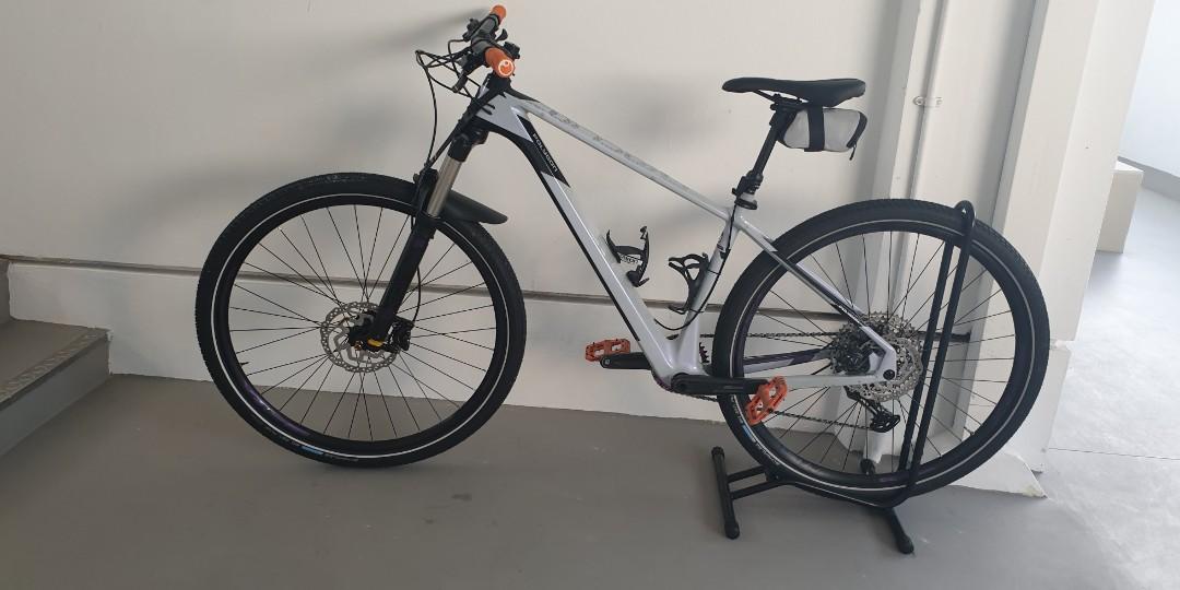 Mtb best sale carbon polygon