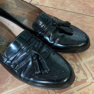 Preloved Bally leather shoes