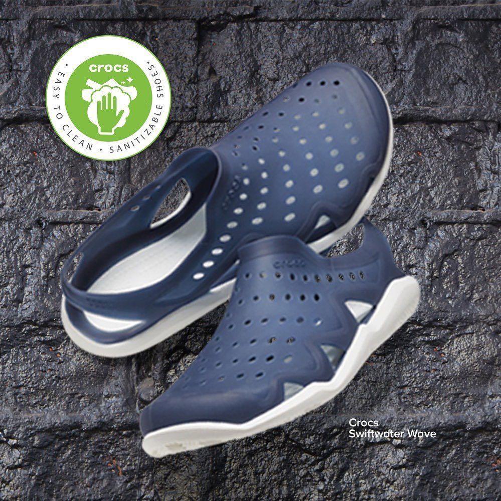 Men s crocs outlet swiftwater wave clogs