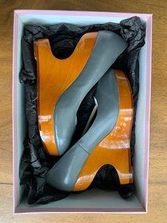 Raoul Heels